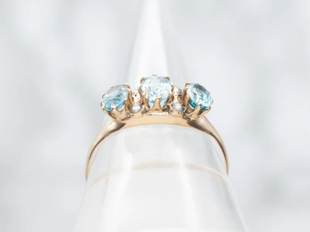Zeeblauw Zircon and Seed Pearl Antique Rose Gold Ring