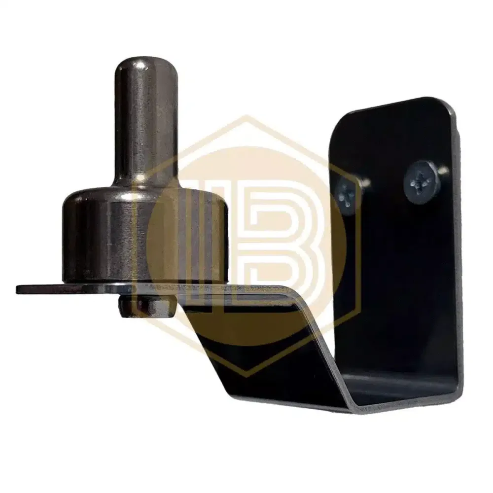 Dispensing head holder bracket
