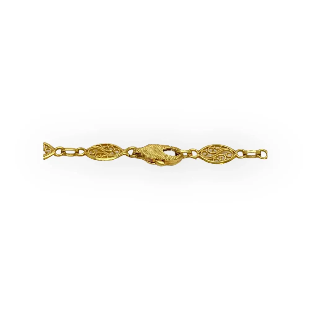 Yellow gold filigree necklace