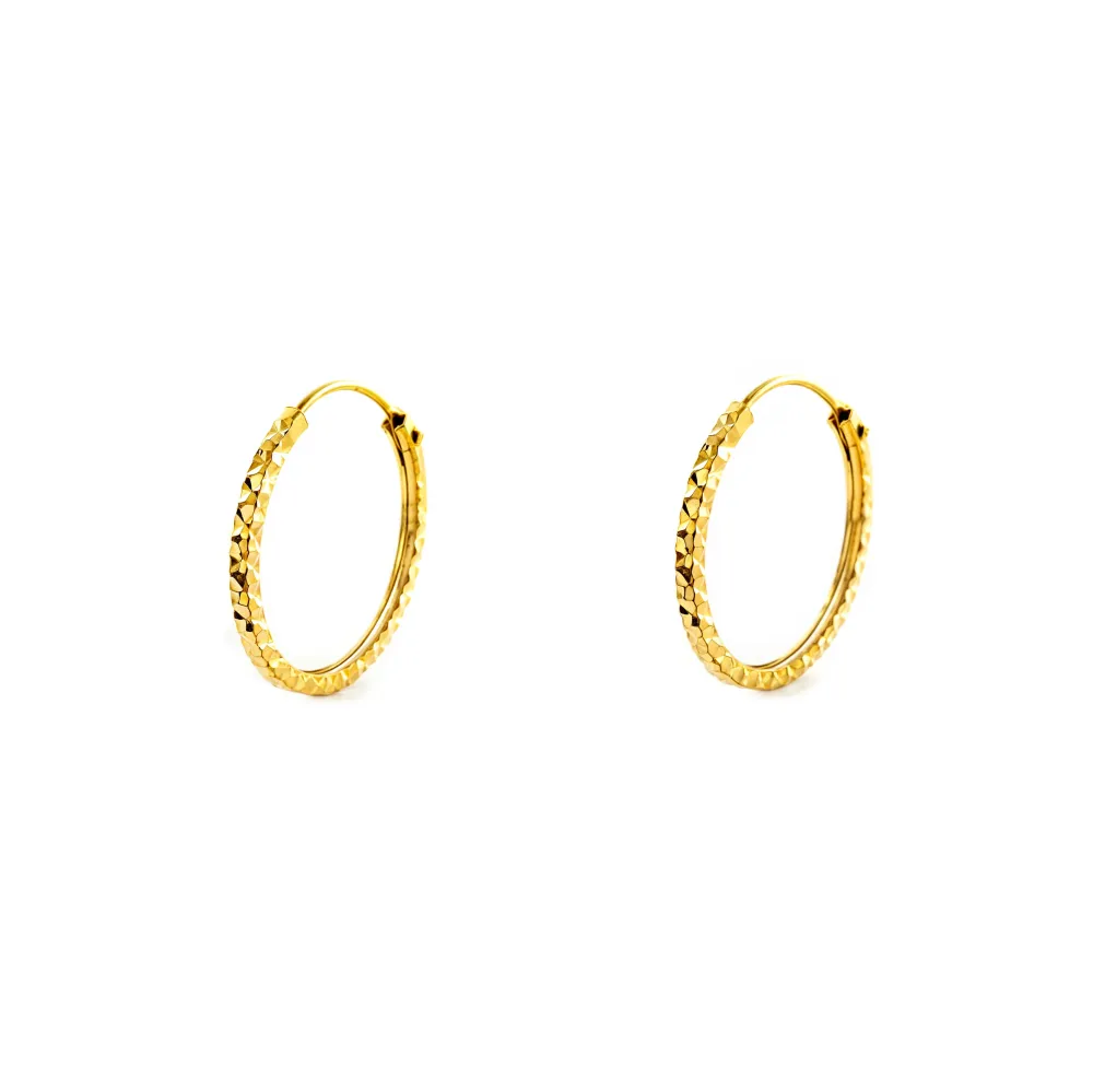 18ct Yellow Gold Square Carved Hoop Earrings 10 x 1.2 mm