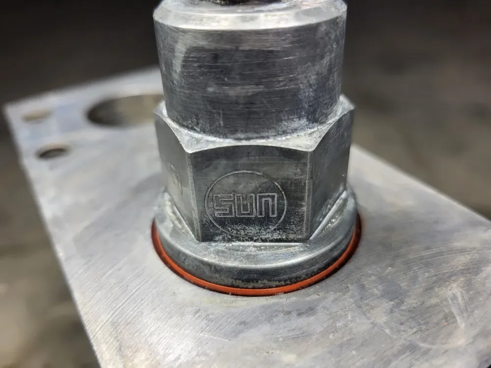 Verstelbare Vented Counterbalance Valve CWGALHN w/ Hydraulic Manifold Block