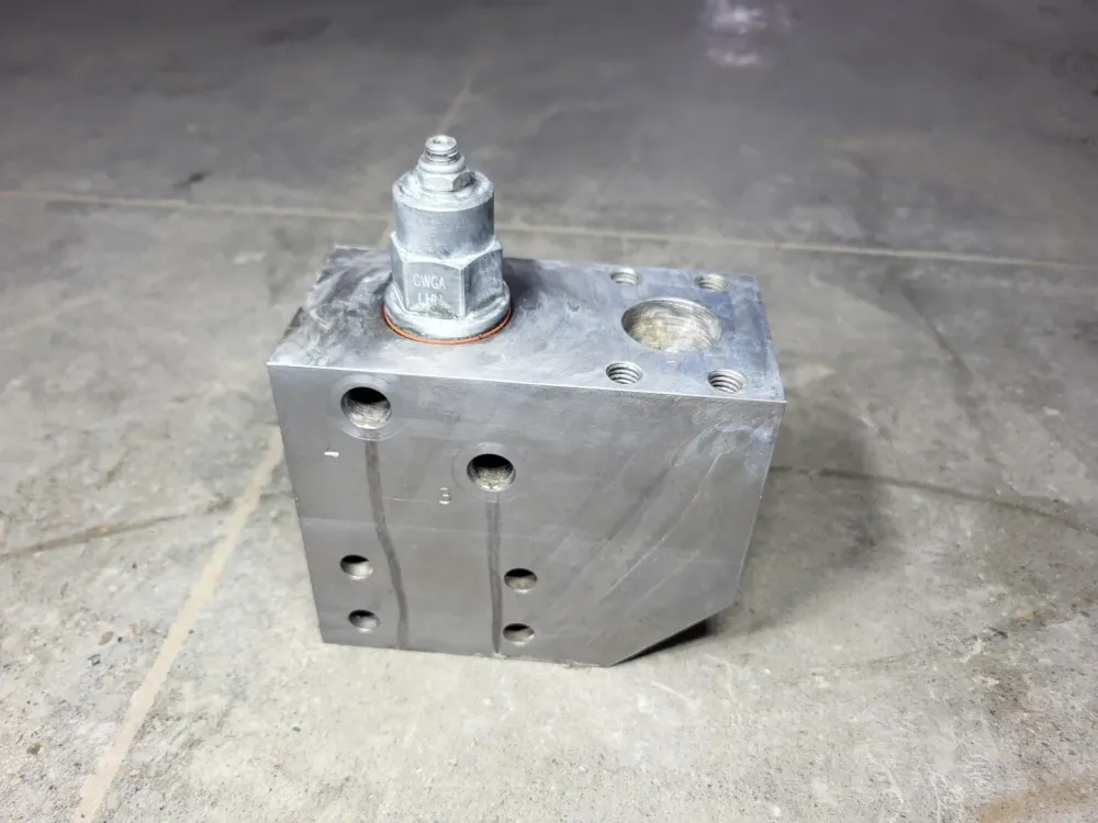 Verstelbare Vented Counterbalance Valve CWGALHN w/ Hydraulic Manifold Block