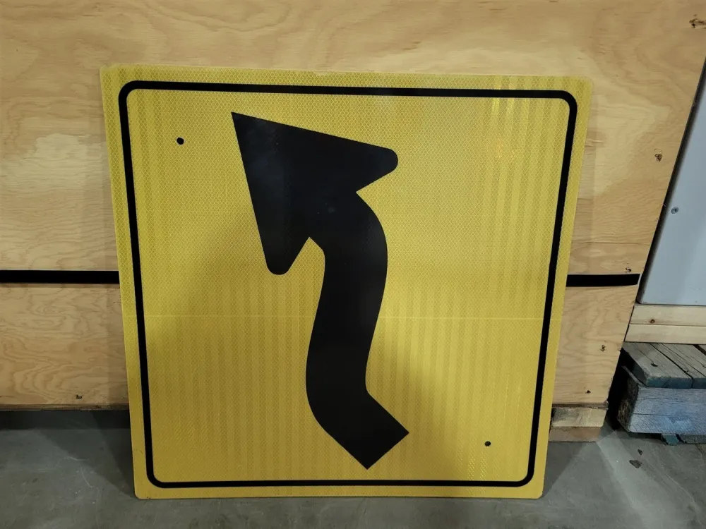 Versterkte PVC Right Reverse Curve Road Sign 24" x 24"