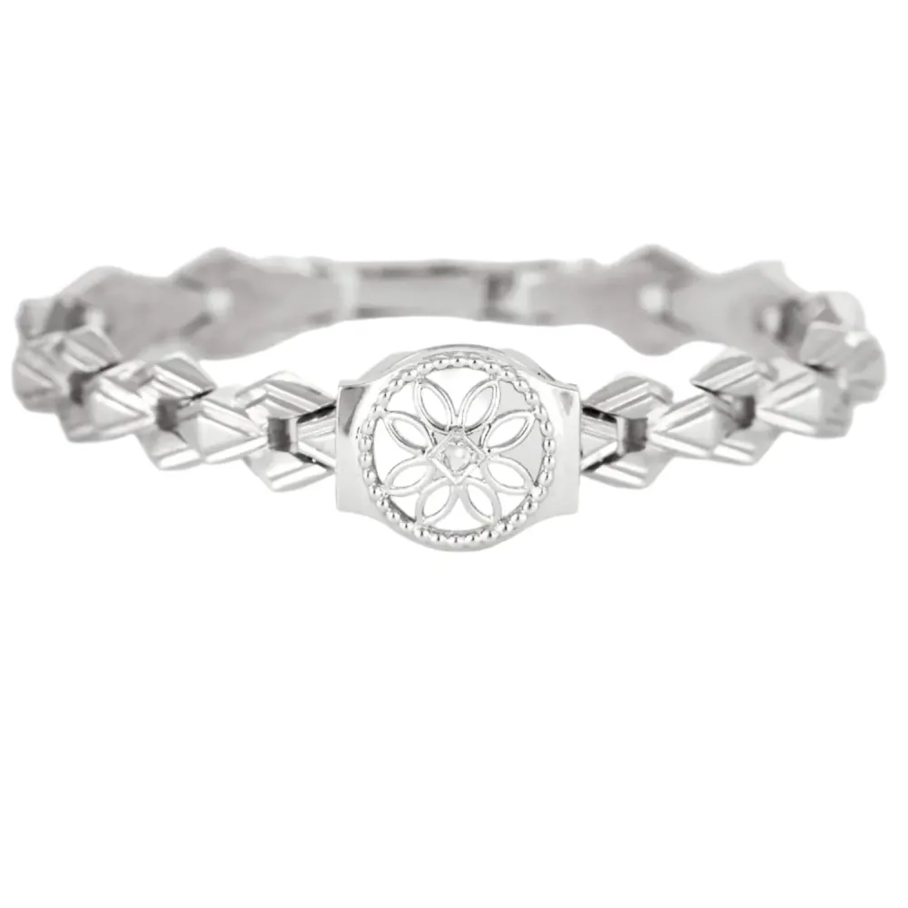 Watch bracelet transformed into white goud and diamond shine