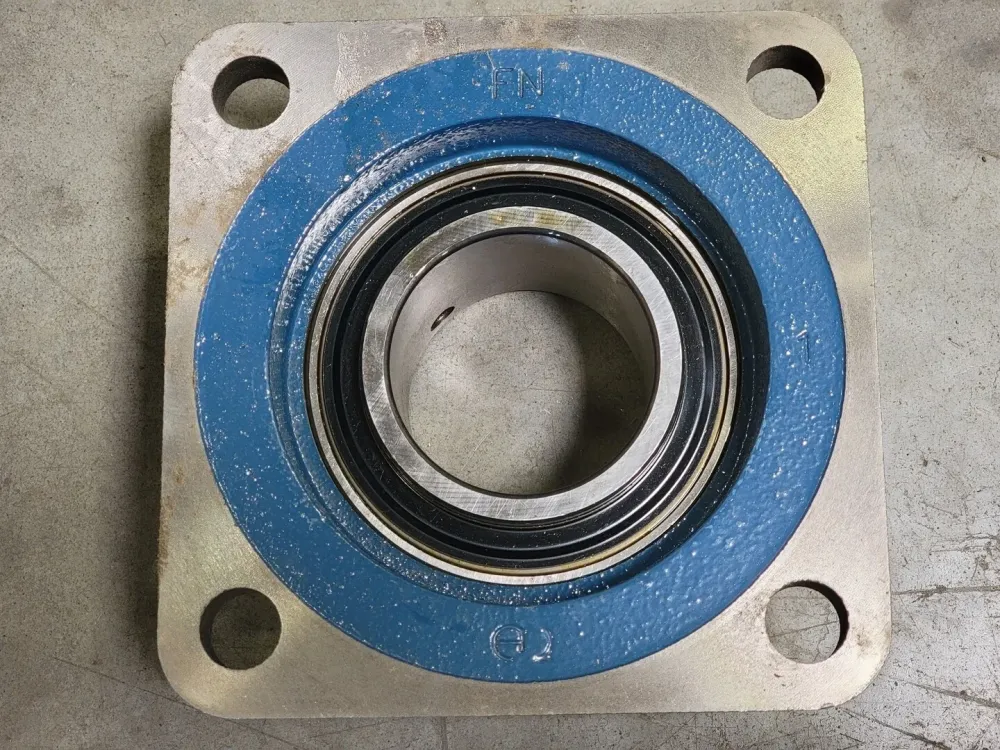 Flange Block Bearing 2-15/16" Bore, FY21516MTF