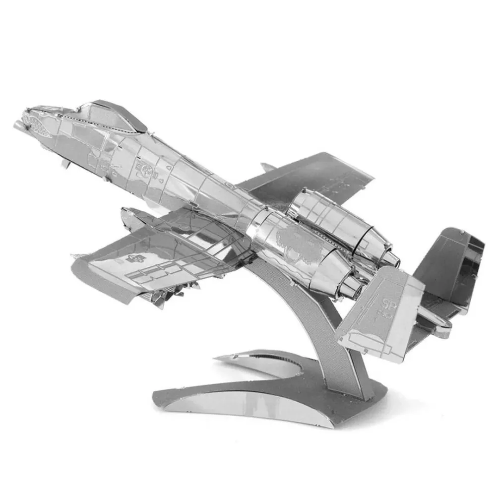AeroBuild | Zelfbouw Vliegtuigmodel van Metalen Onderdelen