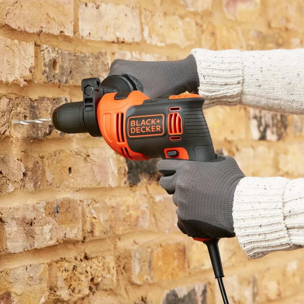 Boorhamer Black+Decker BEH710K-QS 710W