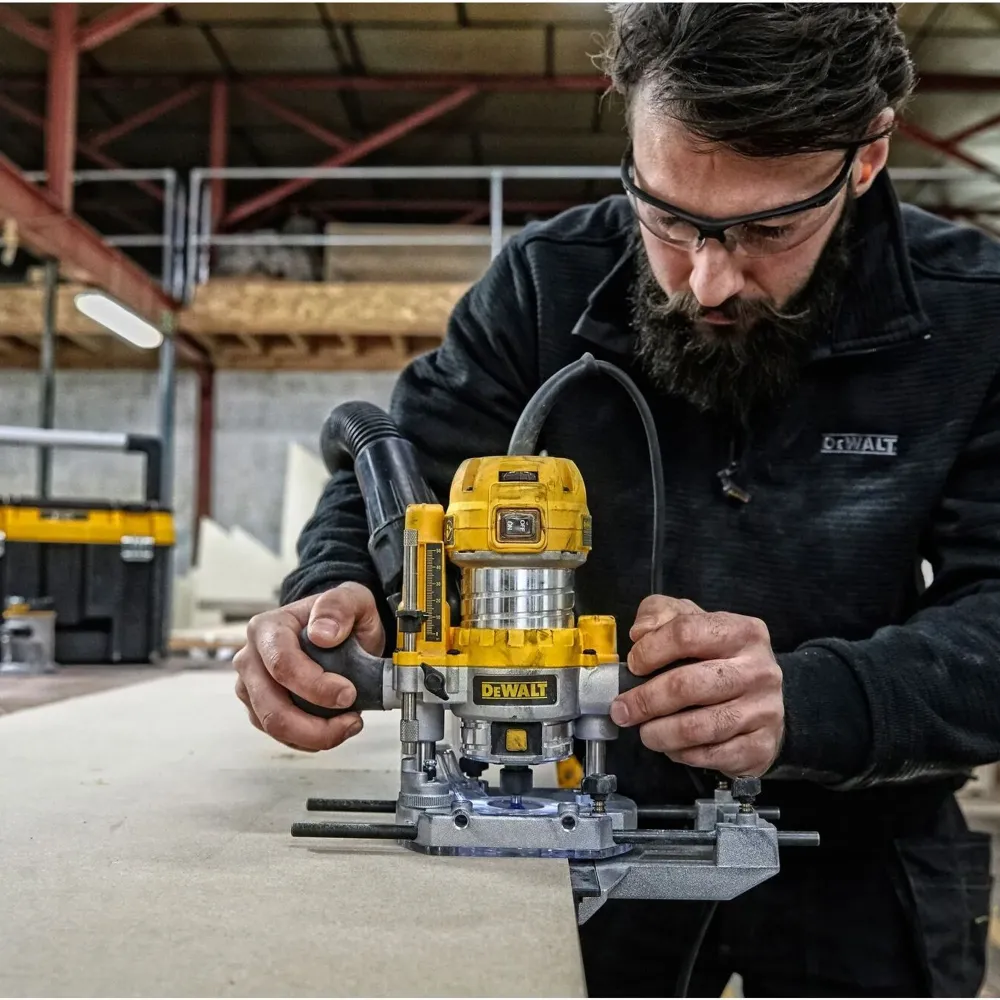 Elektrische freesmachine Dewalt D26204K-QS 900W 8mm