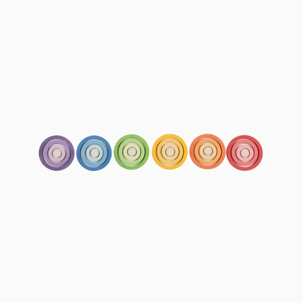 Grapat nesting ringen regenboog - 24 stuks