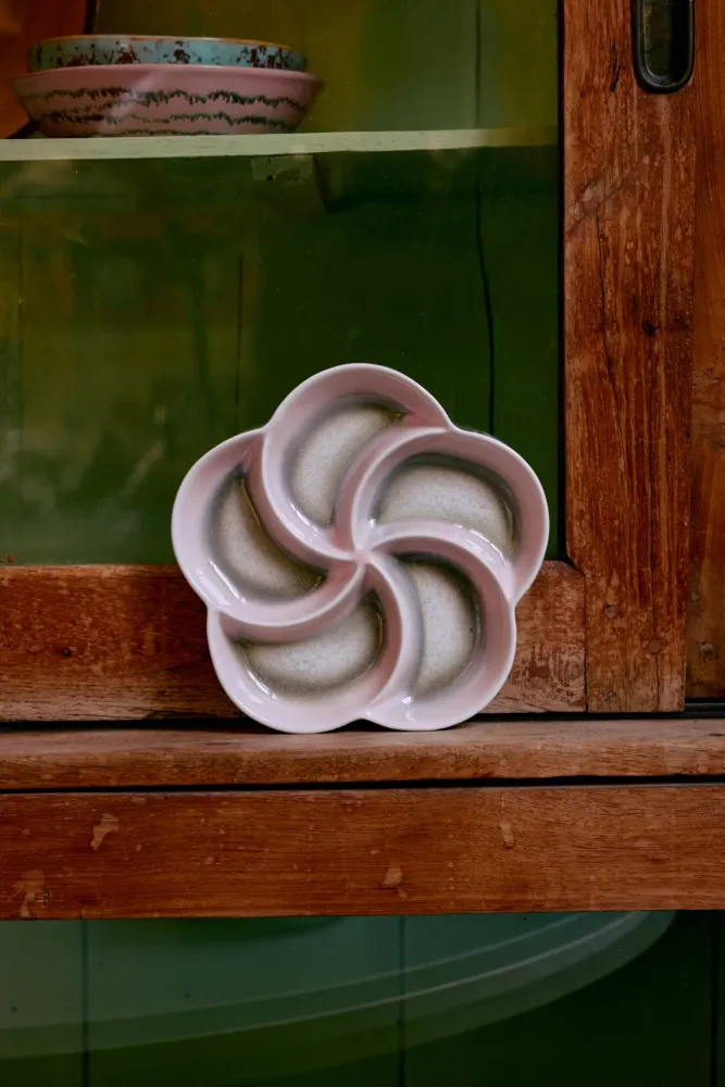 Hkliving 70s ceramics: Snack tray - Muse Plekconceptstore