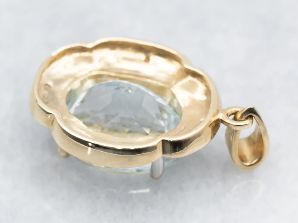 Two Tone Aquamarine and Diamond Pendant met CE-Keurmerk
