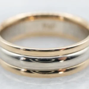 Two Toned Goud Ridged Band