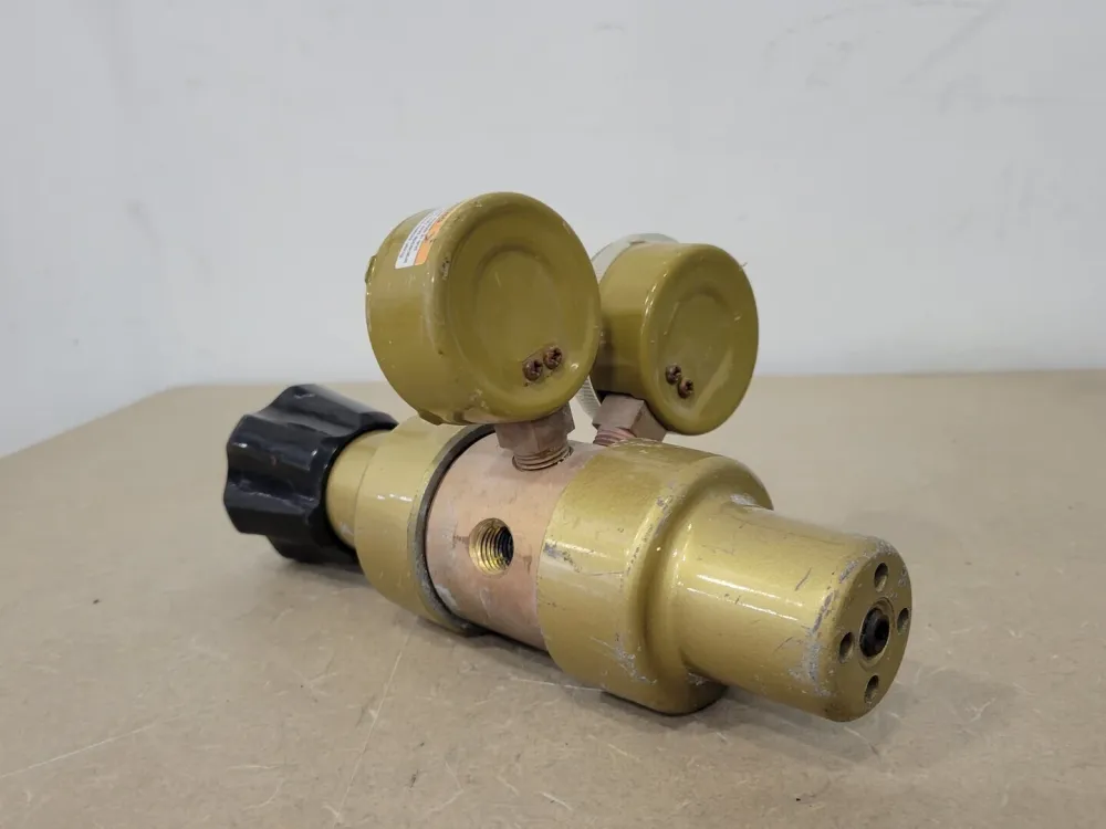 3000 PSI Inlet, 50 PSI Delivery Gas Cylinder Regulator 55850-474