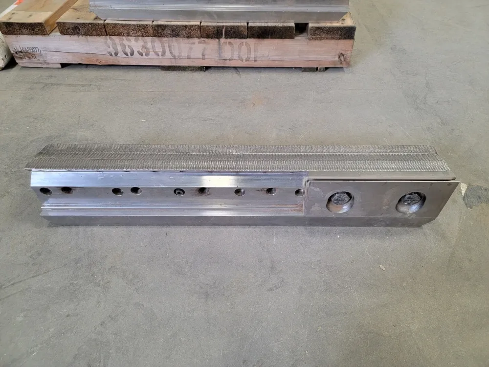 Chipper Knife Holder 30 x 5 x 4.5 .
