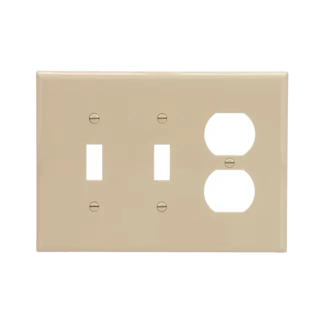 Eaton 3-Gang Midsize Ivory Hoogwaardig plastic Indoor Toggle/Duplex Wall Plate