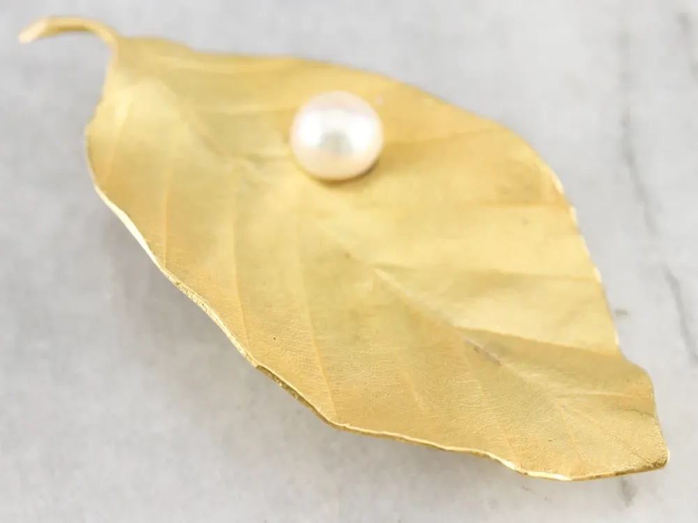 Grepen High Karat Gouden Pearl Leaf Brooch