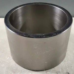 Rear Bucket Pin Bush FS 4435888 met borgring