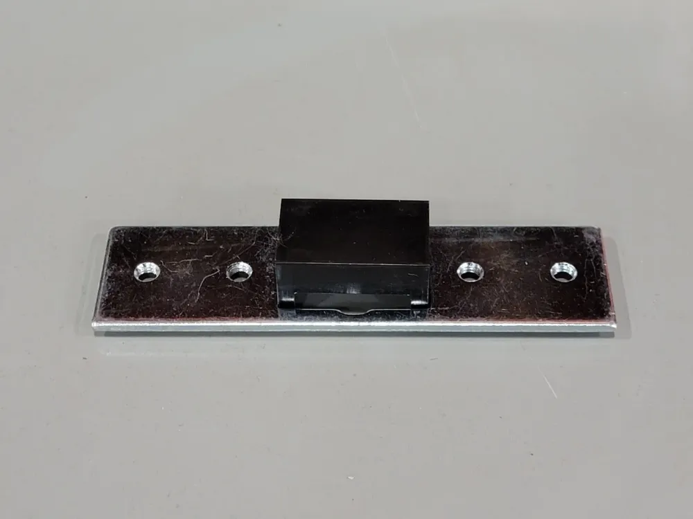 Stainless Steel Deadlatch Strike 4902-01-630