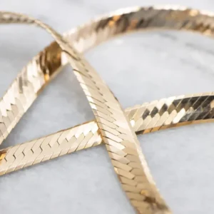 Polished Gold Herringbone Link Chain