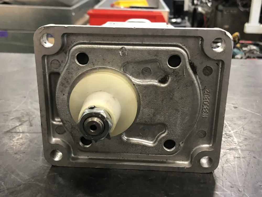 Hydraulic Gear Pump 2.5PB44D-R38P2-1 Industriële Uitvoering