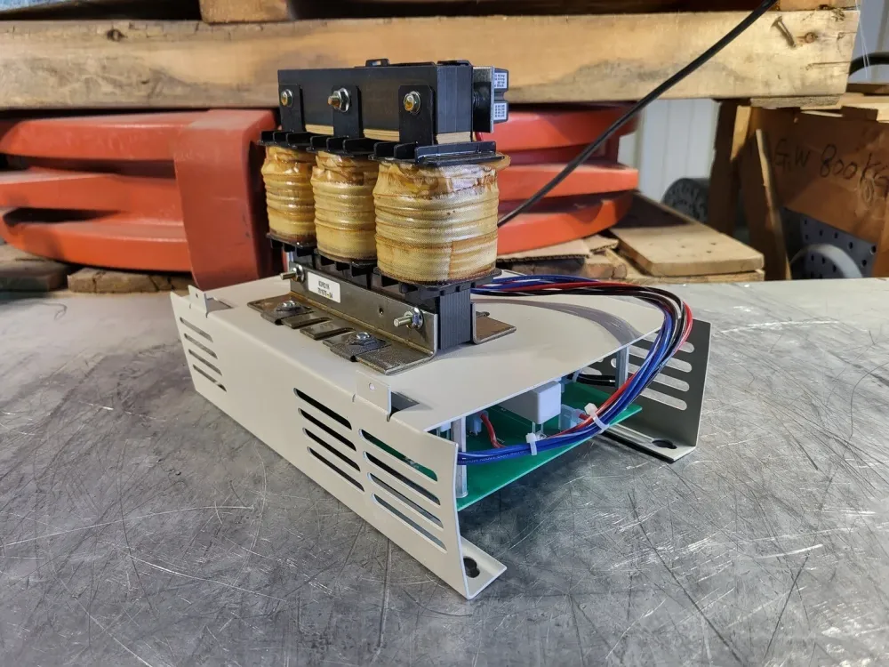 Hoogvermogen V1000KLC Series dV/dT Output Filter V1K35A00