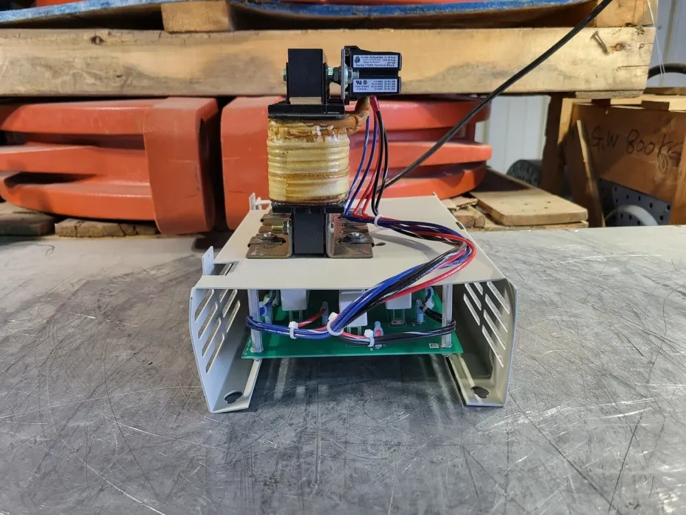 Hoogvermogen V1000KLC Series dV/dT Output Filter V1K35A00