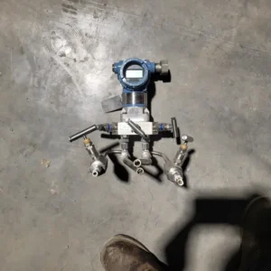Pressure Transmitter 3051SD2A22A1AC6M5 w/ Valve Manifold