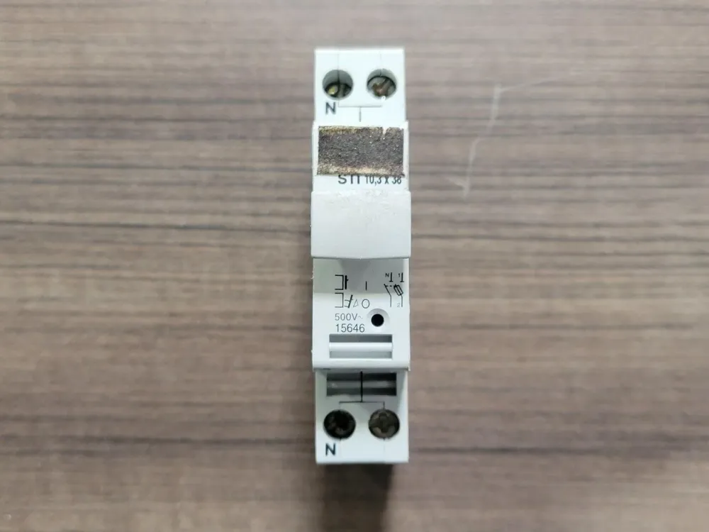 STI 15646 Fuse Carrier 1 Pole 500V