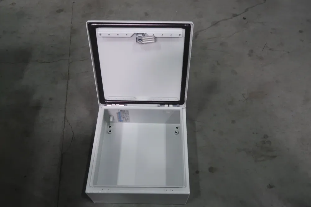 Hittebestendige 11.8" x 11.8" x 5.91" Industrial Control Panel Enclosure WM 8017528