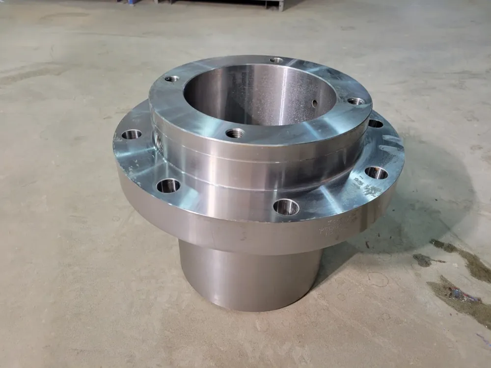 7-1/2in. Flange Coupling, 8-Bolt met corrosiebestendige coating