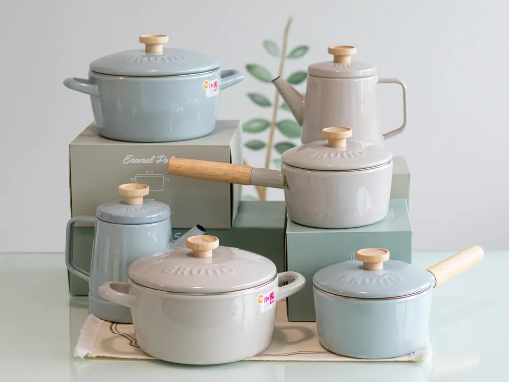 BRUNO x Fujihoro Enamel Kettle 1.6L - Greige voor waterzuivering