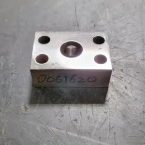 Hydraulic Adapter Block -12 Code 61 Sandwich Style
