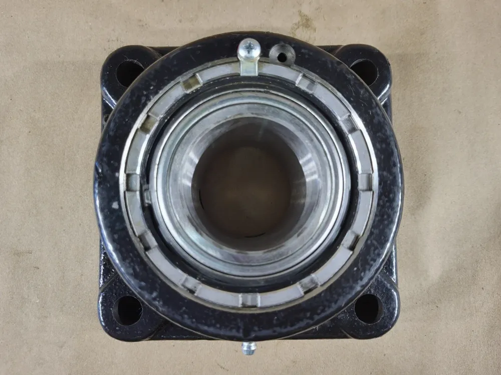Flange Mount Bearing 1-15/16" Bore, ZEF2115