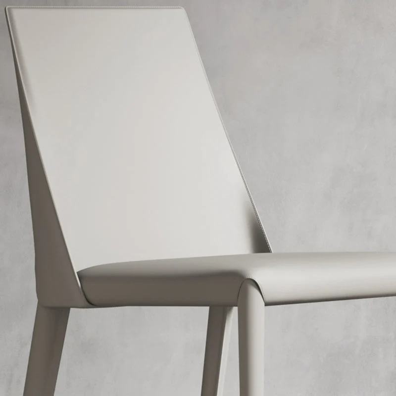 Gegalvaniseerd Matte Finish Modern Indoor Chair Faux Van leer Solid Back Dining Chair Orange