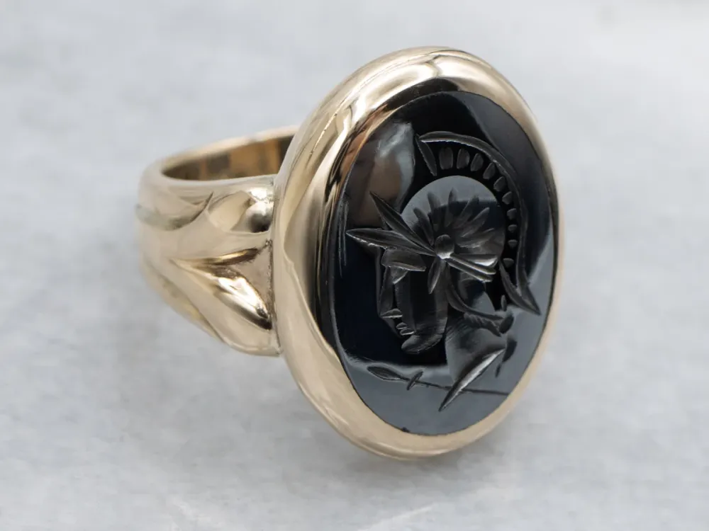 Gegalvaniseerd Roman Soldier Hematite Intaglio Gouden Statement Ring