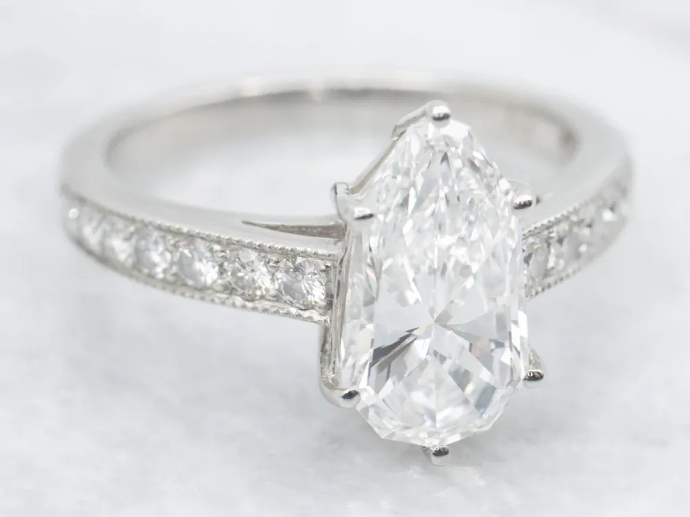Modern GIA Gecertificeerd Modified Pear-Cut Diamond Engagement Ring Platinum