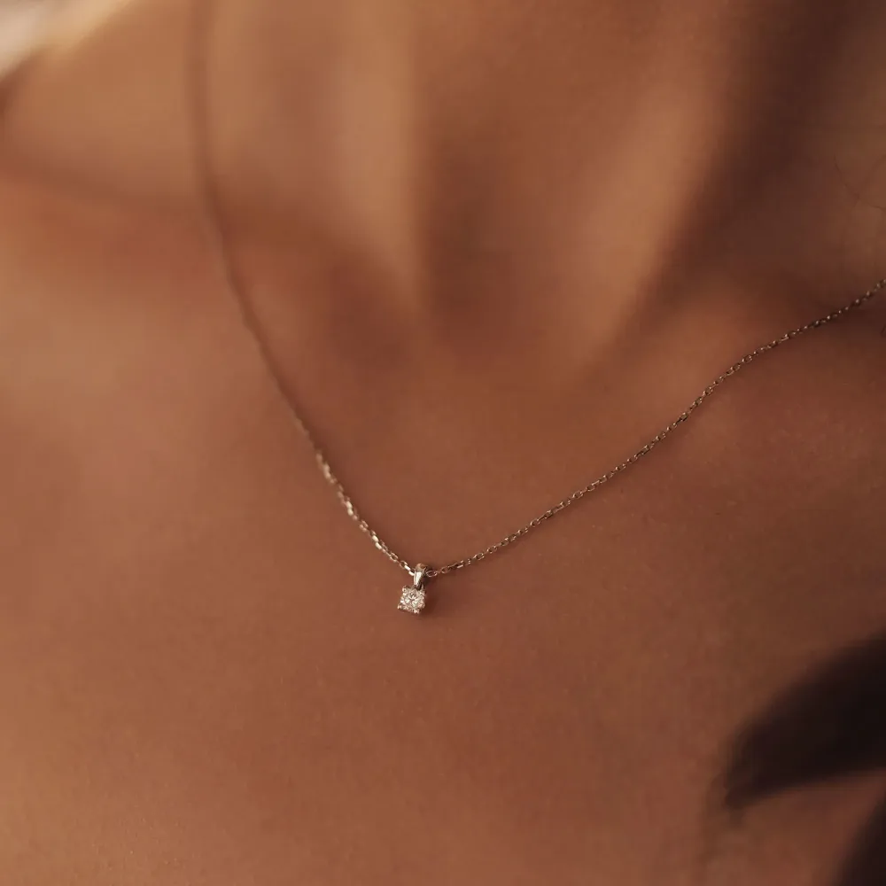 De la Paix Celesse 14 karaat witgoud ketting met diamant 0,07 ct