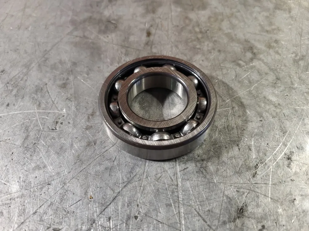 Radial Deep Groove Ball Bearing 6208RSR
