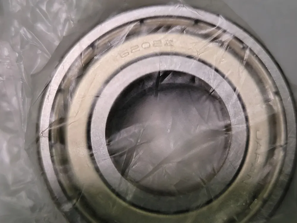Solo Row Deep Groove Radial Ball Bearing No. 6202Z