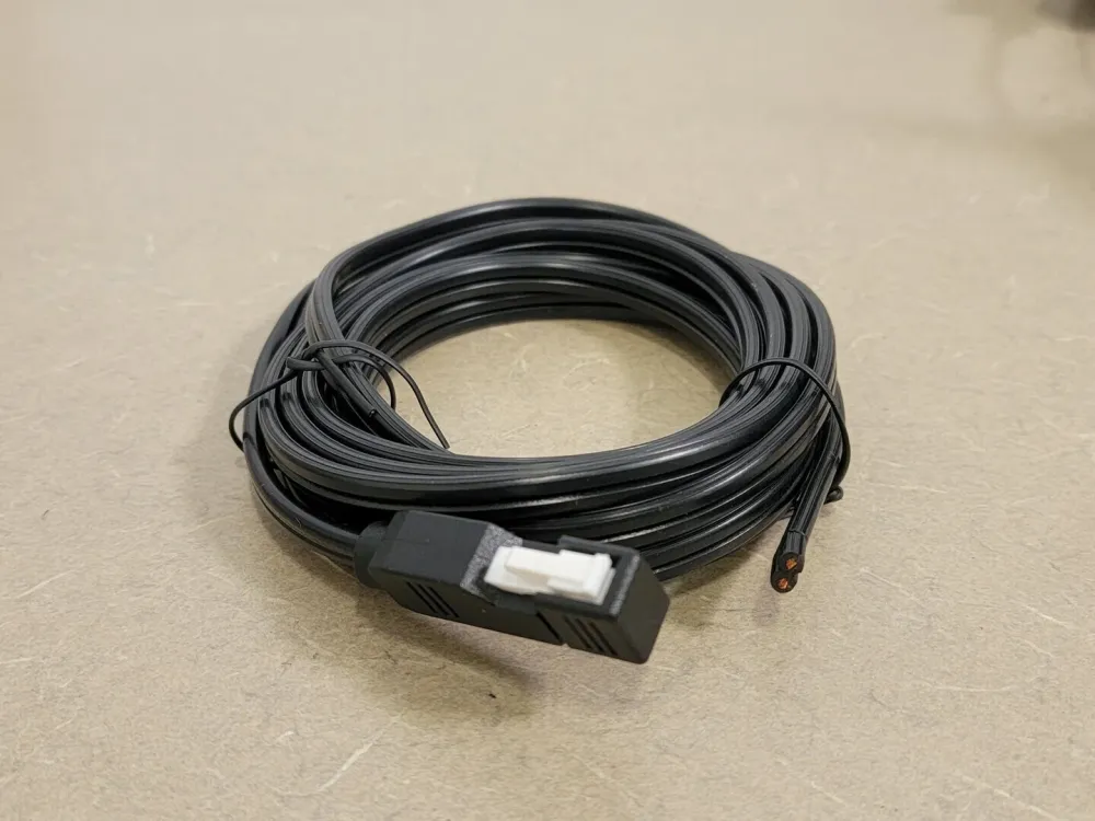LED Fixture Leader Cable INT2P--LDR-120-10