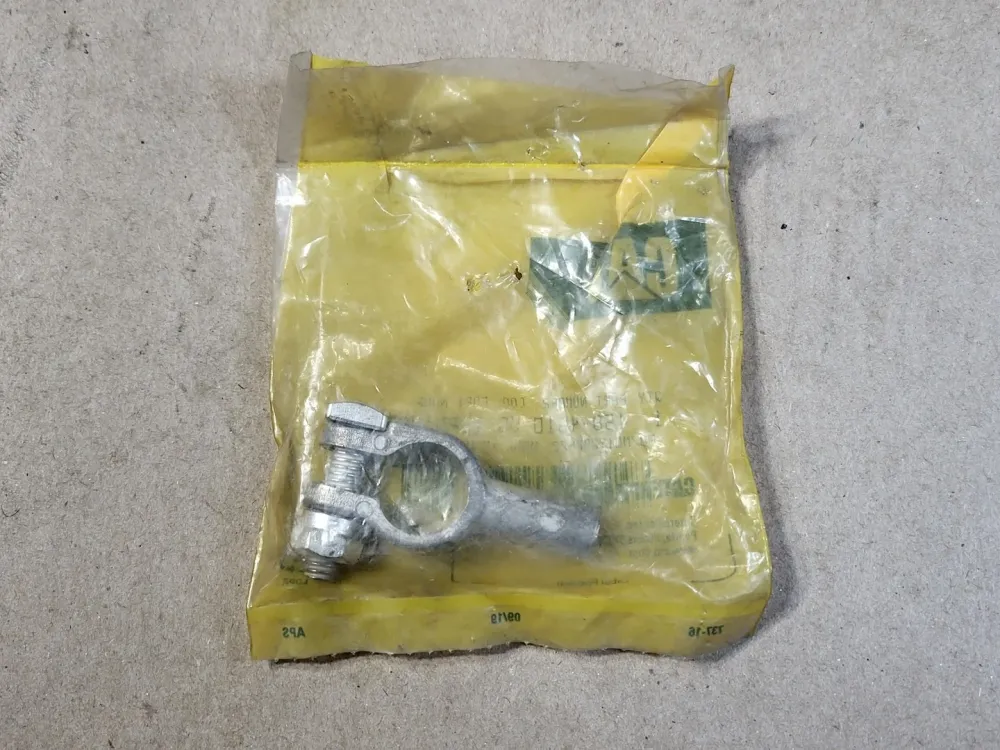 4 AWG Universal Battery Terminal 158-4610
