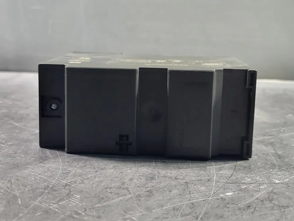0.52 Amp, 120/230 Volts Regulated Power Supply PS307 6ES7307-1BA01-0AA0