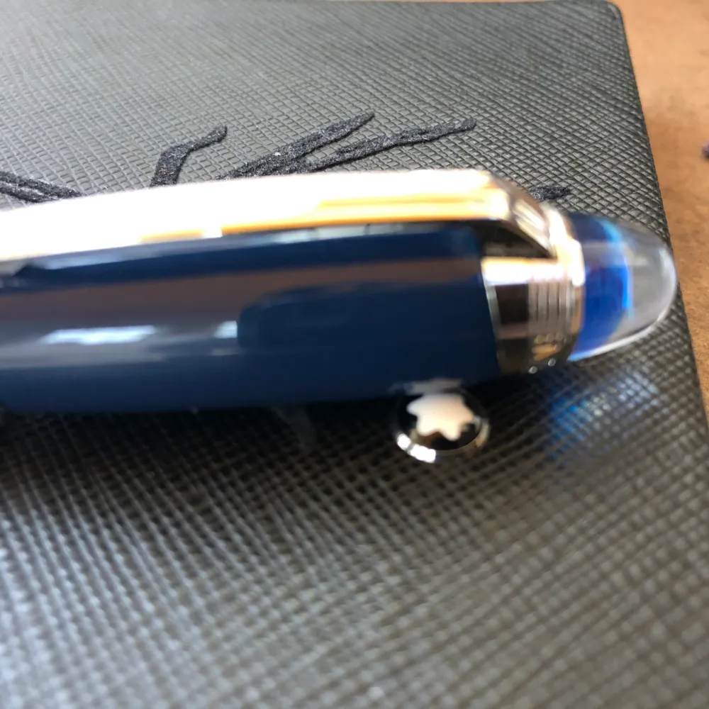 Montblanc Starwalker Fountain Pen - Blauw Planet - Resin | Zelfsluitend | Verstelbaar Extra