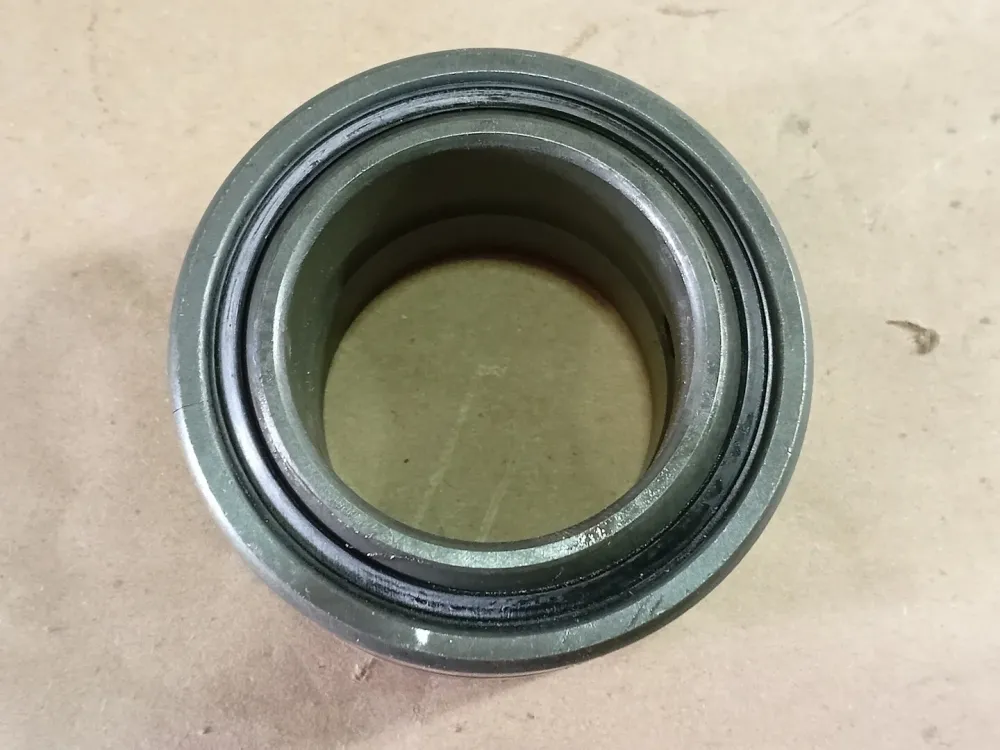 Spherical Plain Bearing 44mm ID x 71mm OD x 38mm W, SBB28-2RS