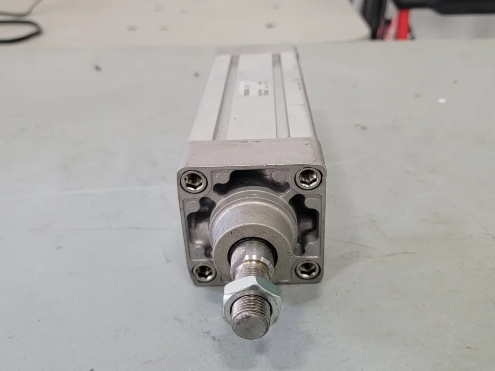 Pneumatic Cylinder 2.48" Bore x 4.92" Stroke CP95SDB63-125