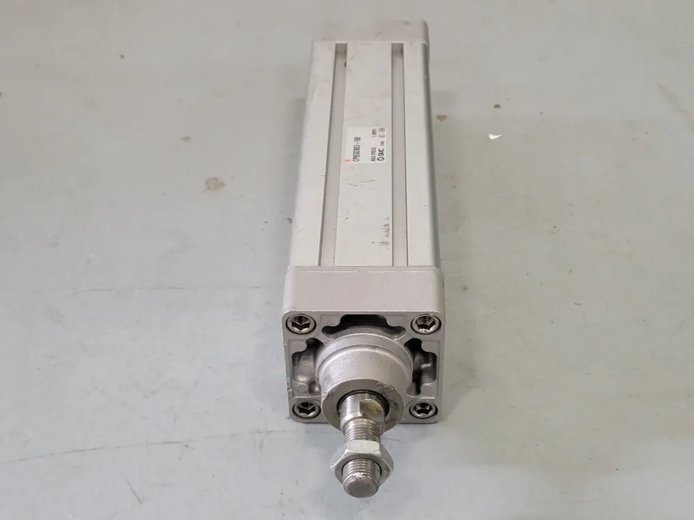 Pneumatic Cylinder 2.48" Bore x 6.29" Stroke CP95SDB63-160