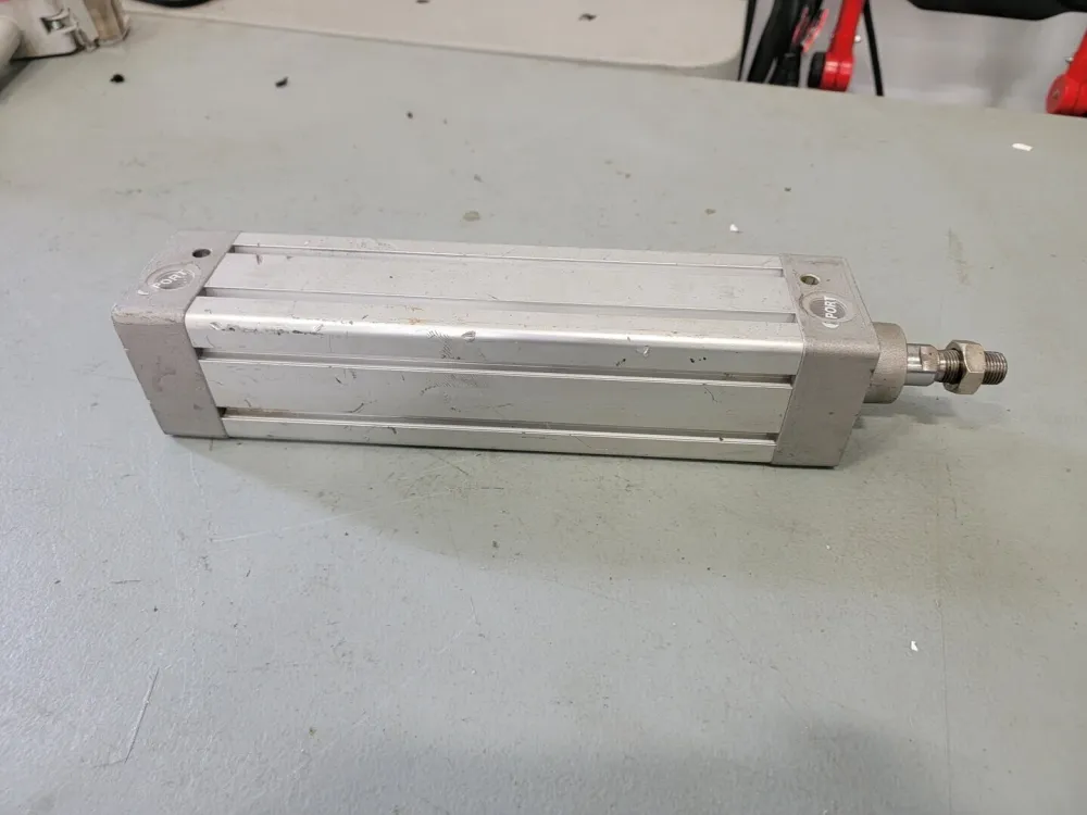 Pneumatic Cylinder 2.48" Bore x 7.87" Stroke, CP95SDB63-200