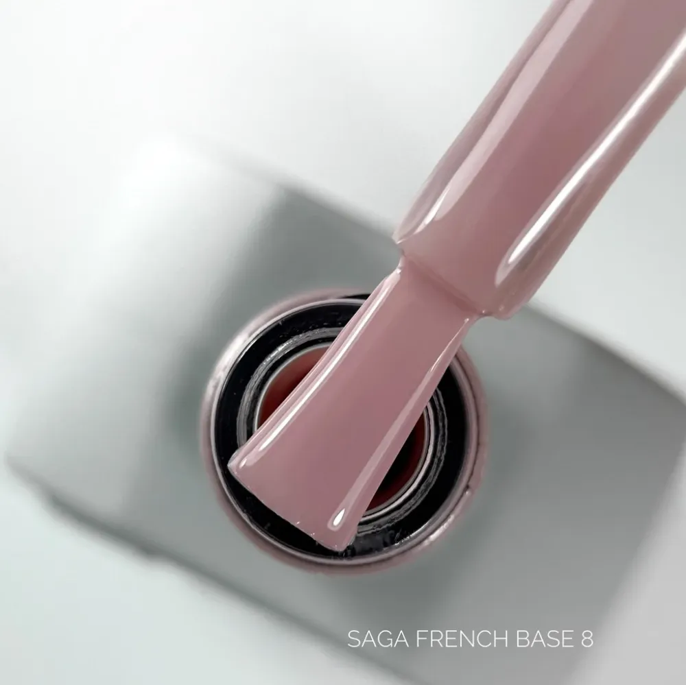 French Base №8 10ml Saga Professioneel