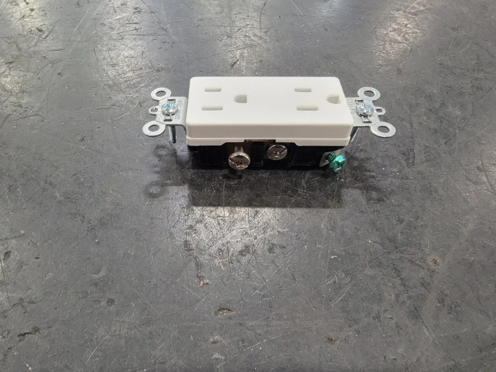15A 125V Duplex Receptacle 26242-W