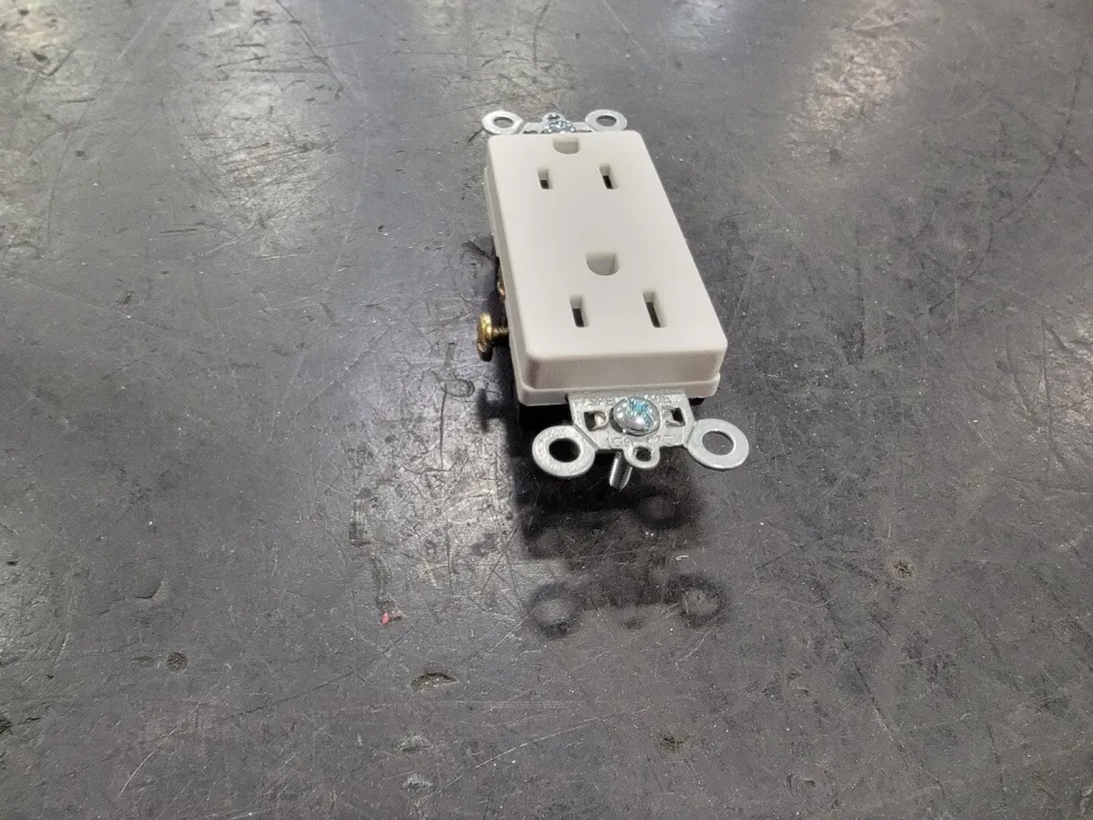 15A 125V Duplex Receptacle 26242-W